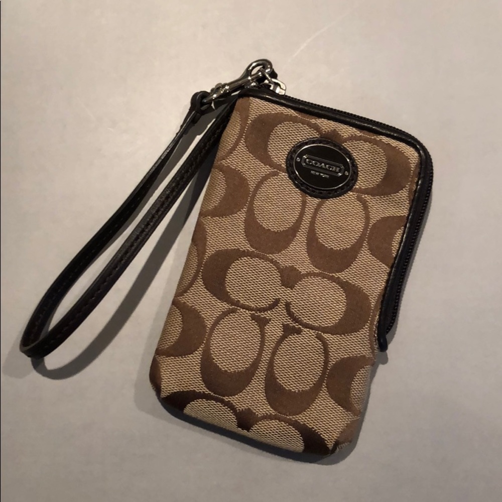 Wristlet